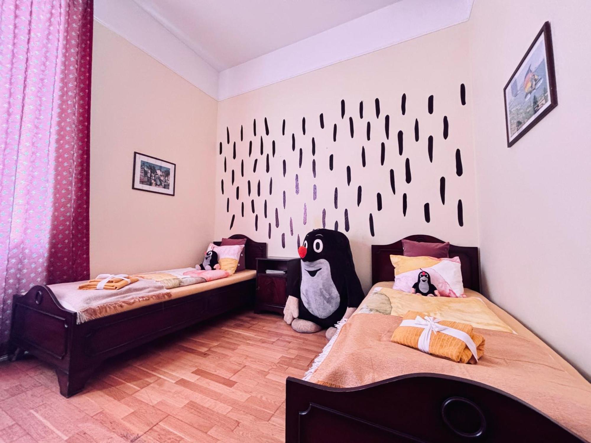 Krtek , 2 Beds, Theme Room, Free Parking Карловы Вары Экстерьер фото